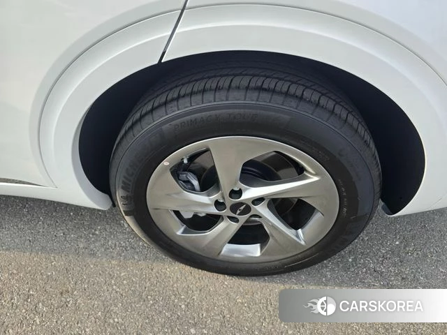 Genesis GV70 id 3831209 из Кореи 19