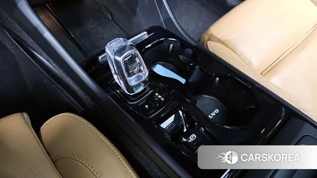 Volvo XC40 id 3612466 из Кореи 19