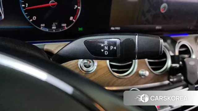 Mercedes-Benz E-Class W213 id 3687754 из Кореи 19