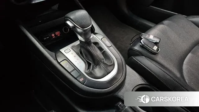 Kia Come New K3 id 3709135 из Кореи 19