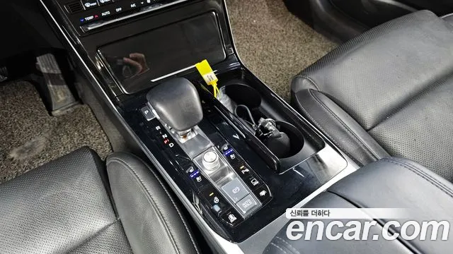 Kia K7 Premier Hybrid id 2704380 из Кореи 19