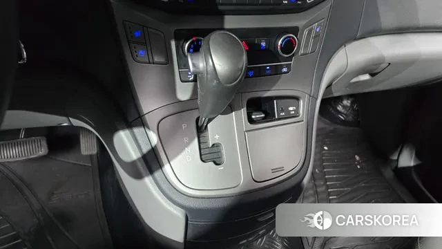 Hyundai The New Grand Starex id 3042321 из Кореи 19