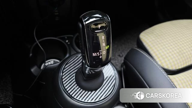 Mini Cooper S Convertible id 4017603 из Кореи 19