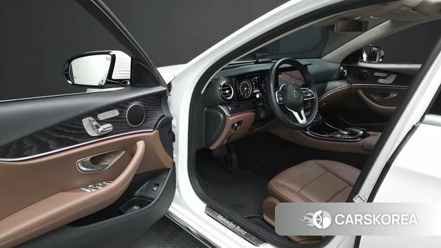 Mercedes-Benz E-Class W213 id 4543266 из Кореи 33