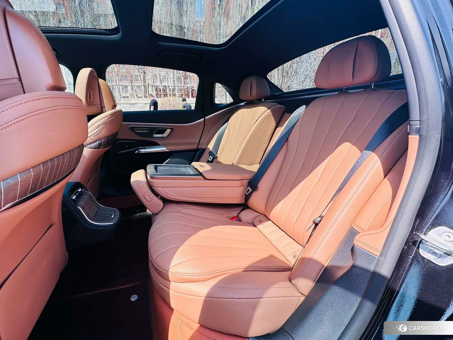 Mercedes-Benz E-class id 4504941 из Китая 23