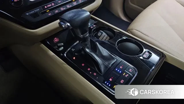 Kia All New Carnival id 3161986 из Кореи 19