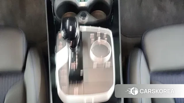 BMW 1 Series (F40) id 3580995 из Кореи 19