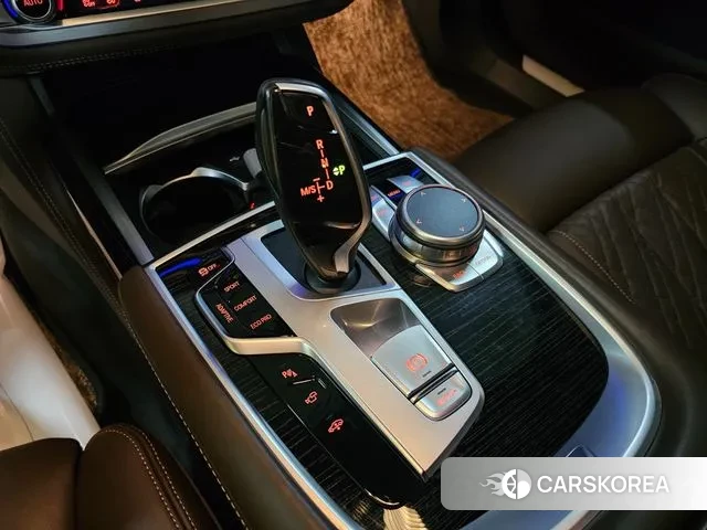 BMW 7 Series (G11) id 3571063 из Кореи 19