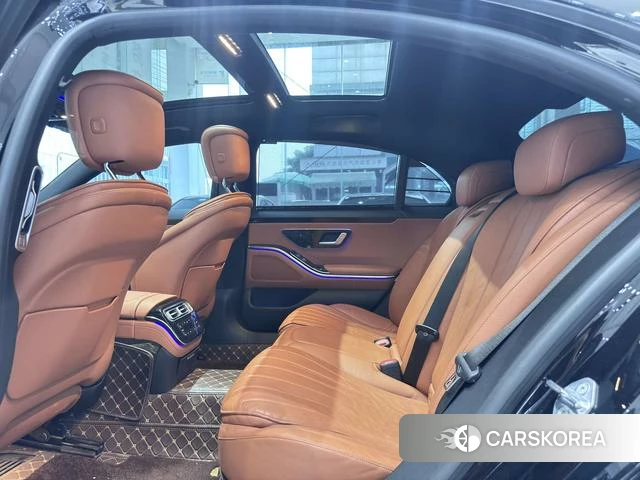 Mercedes-Benz S-class id 4278805 из Китая 17
