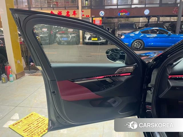 BMW 5 series id 4277171 из Китая 30