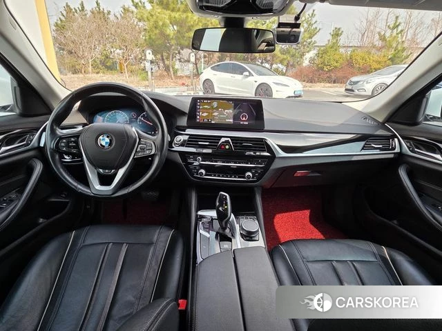 BMW 5 Series (G30) id 3807858 из Кореи 15