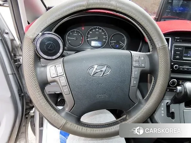 Hyundai The New Grand Starex id 3520599 из Кореи 19