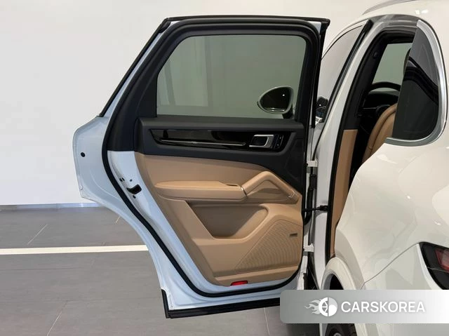 Porsche Cayenne (PO536) id 4642721 из Кореи 19