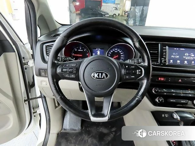 Kia The New Carnival id 4406383 из Кореи 19