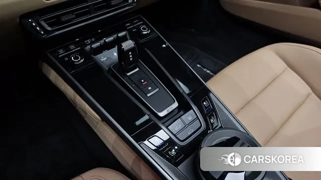 Porsche 911(992) id 2963657 из Кореи 19