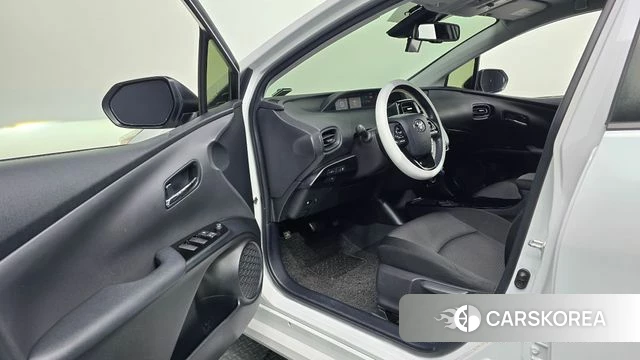 Toyota Prius 4th Generation id 4702652 из Кореи 29