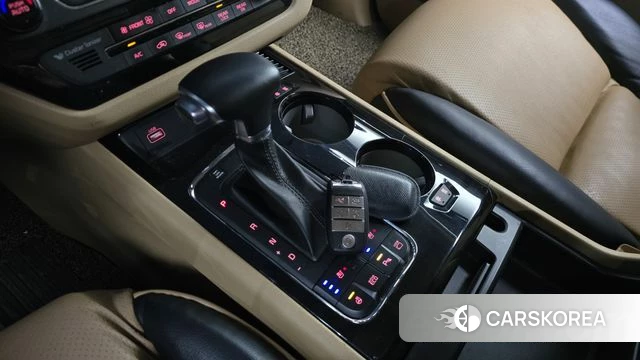 Kia All New Carnival id 4286382 из Кореи 34