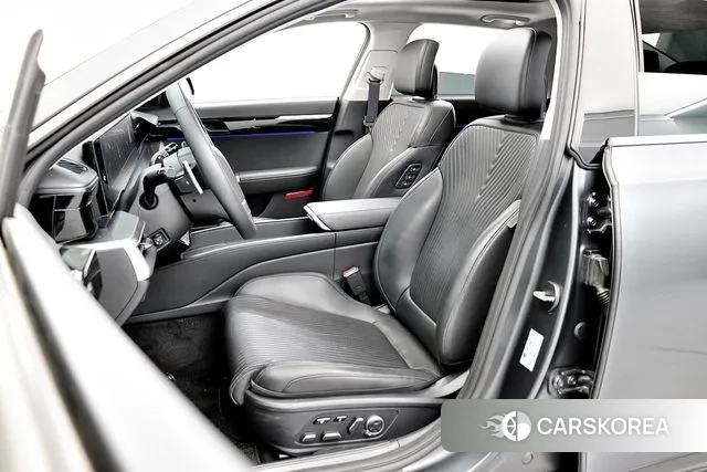 Hyundai Grandeur (GN7) id 3241646 из Кореи 19