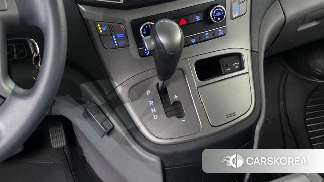 Hyundai The New Grand Starex id 4882176 из Кореи 19