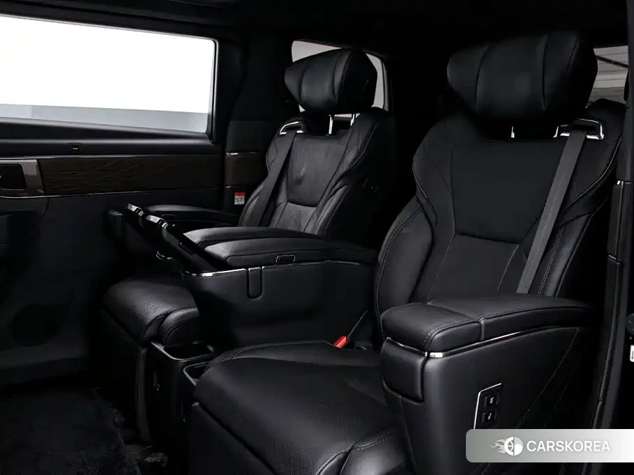Toyota Elfa id 4685923 из Китая 20