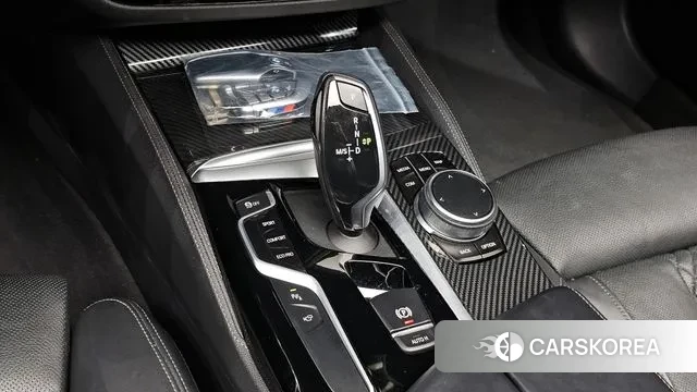 BMW 5 Series (G30) id 3439593 из Кореи 19