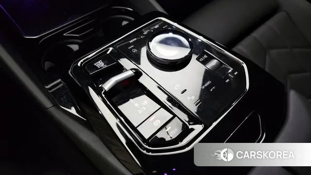 BMW 5 Series (G60) id 2914846 из Кореи 19