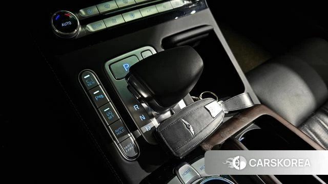 Genesis G90 id 3843852 из Кореи 19