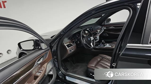 BMW 7 Series (G11) id 4707382 из Кореи 41
