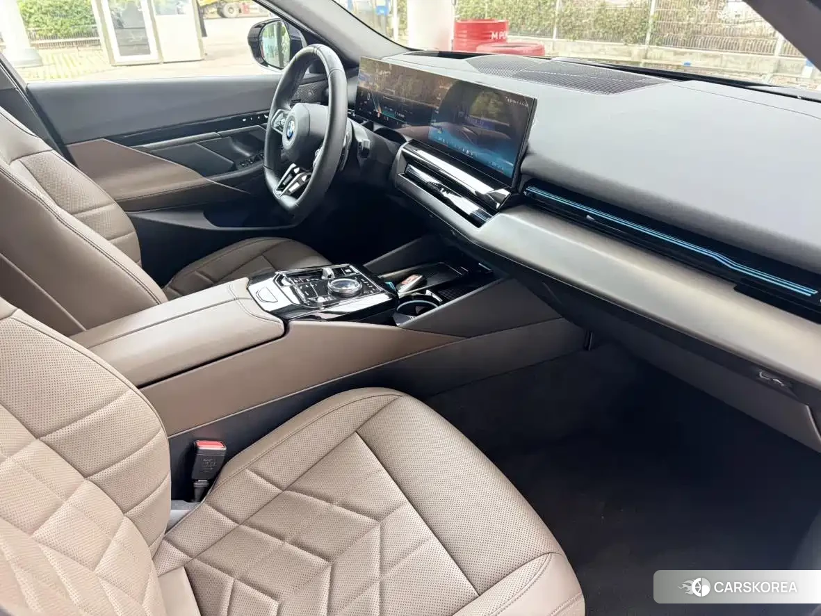 BMW 5 series id 4515477 из Китая 18