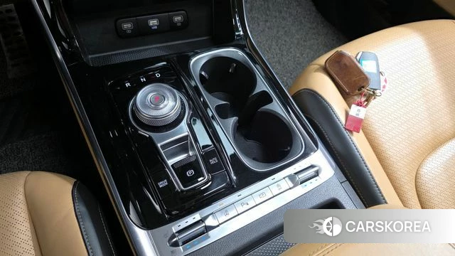 Kia Carnival 4th generation id 3936180 из Кореи 19