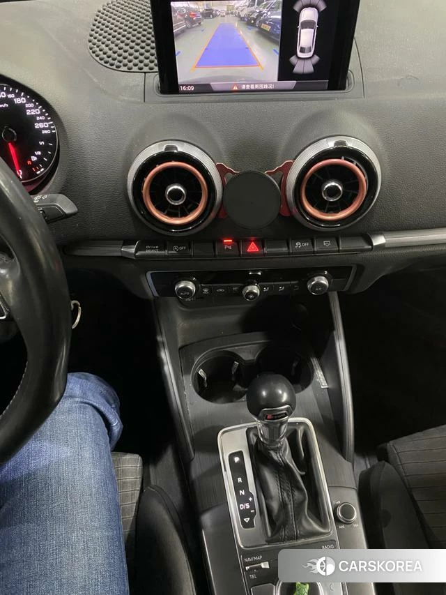 Audi A3 id 4240344 из Китая 15