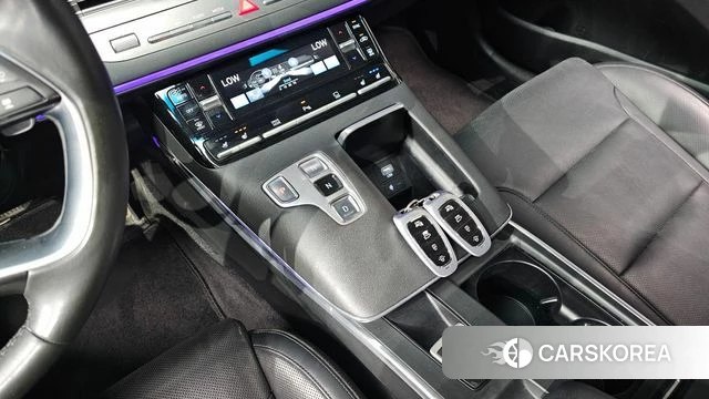 Hyundai The New Grandeur IG id 4284353 из Кореи 31