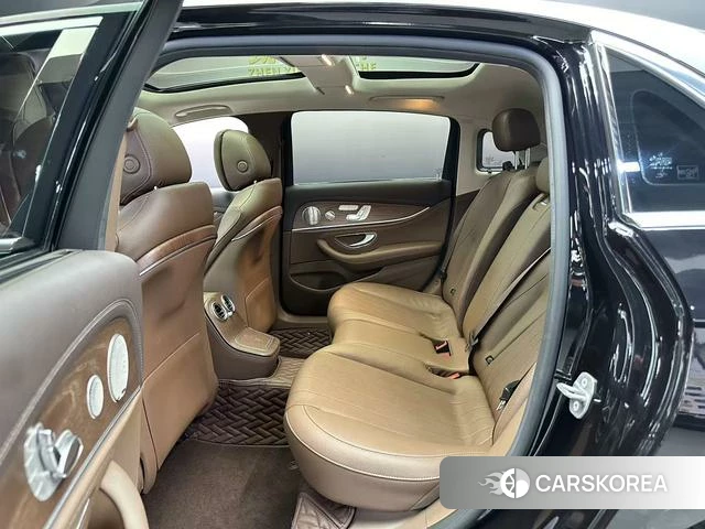 Mercedes-Benz E-class id 4301493 из Китая 15
