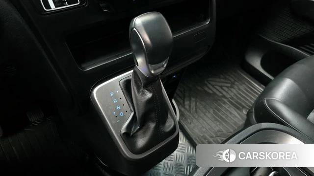 Hyundai Staria id 4382940 из Кореи 19