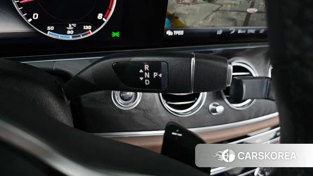 Mercedes-Benz E-Class W213 id 4502576 из Кореи 34