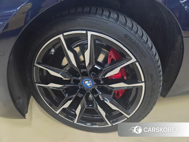 BMW i4 id 4202076 из Кореи 16