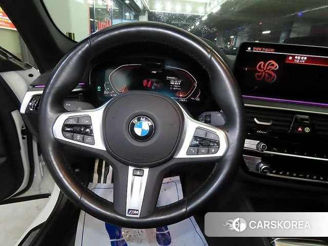 BMW 5 Series (G30) id 3914844 из Кореи 19