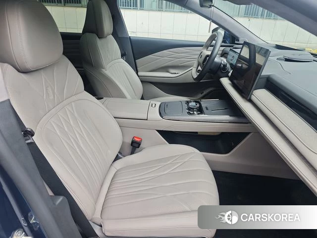 Geely Galaxy Galaxy Sparkle 8 PHEV id 4198871 из Китая 32