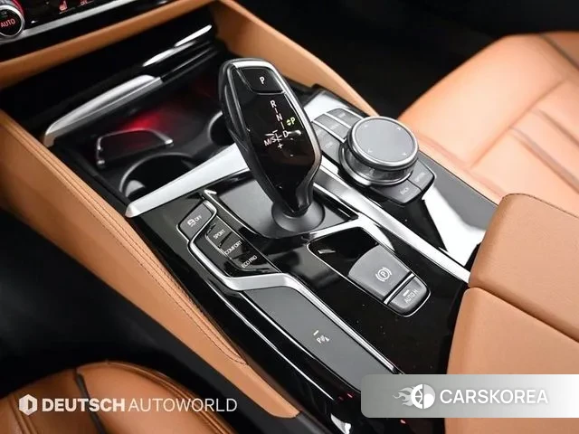 BMW 5 Series (G30) id 2976758 из Кореи 19