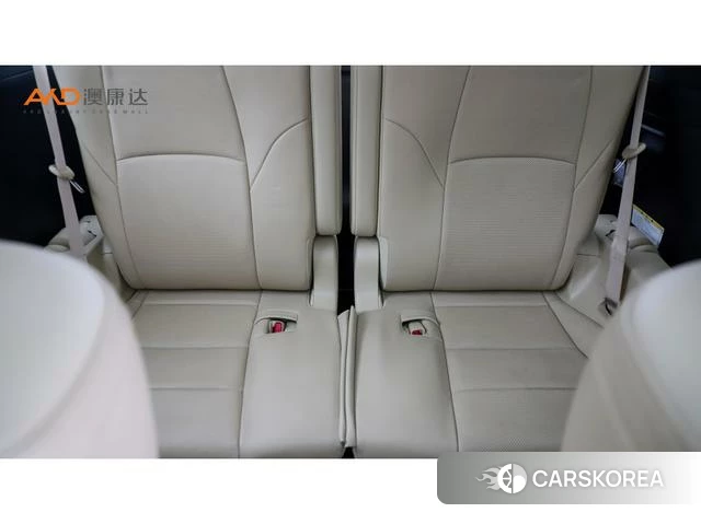 Toyota Elfa id 4239745 из Китая 10