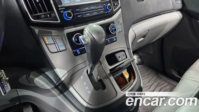 Hyundai The New Grand Starex id 2753329 из Кореи 19