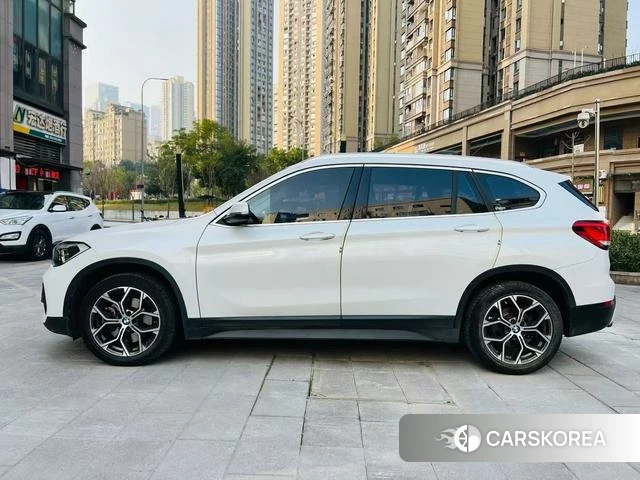 BMW X1 id 4297387 из Китая 9