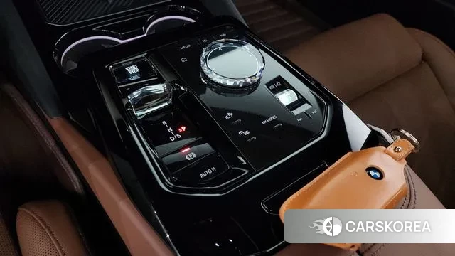 BMW 5 Series (G60) id 2958739 из Кореи 19