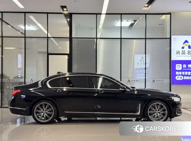 BMW 7 series id 4278220 из Китая 17