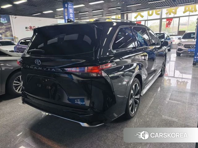 Toyota Grevia id 4276555 из Китая 9