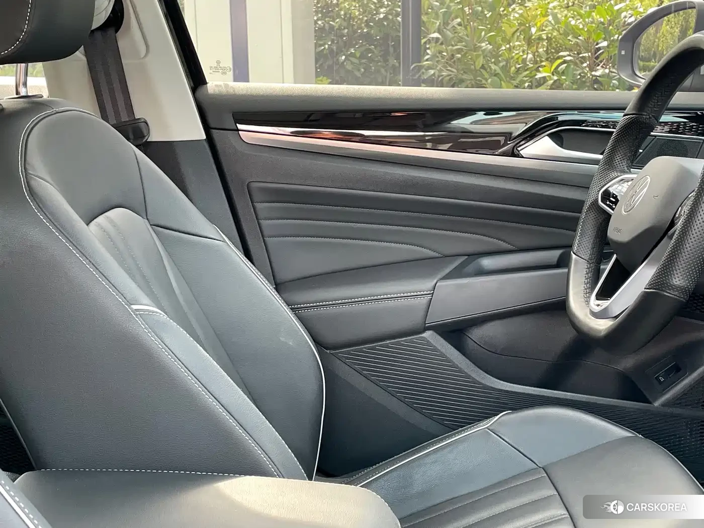 Volkswagen Passat id 4607079 из Китая 23