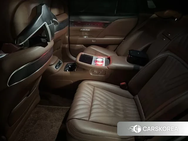 Genesis G90 (RS4) id 3695624 из Кореи 9