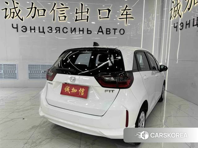 Honda Fit id 4207847 из Китая 18