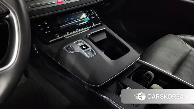 Hyundai The New Grandeur IG id 3348747 из Кореи 19