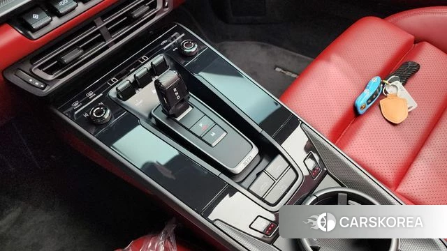 Porsche 911(992) id 4754896 из Кореи 33